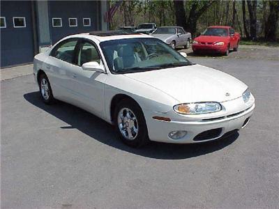 Used Oldsmobile Aurora 2002 : $4495