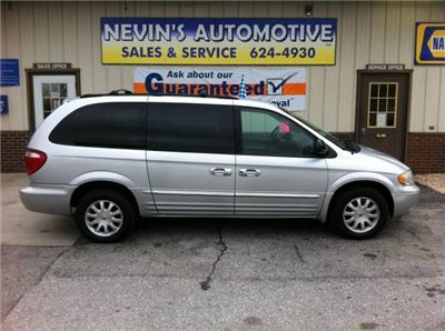 Used Chrysler TownCountry 2002 : $0