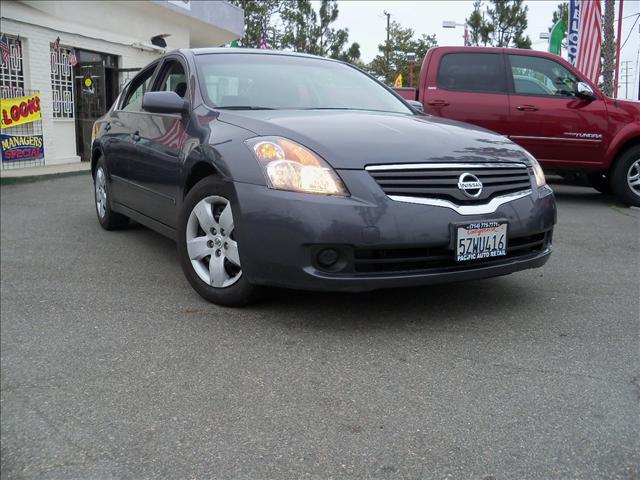 Used Nissan Altima 2007 : $12900