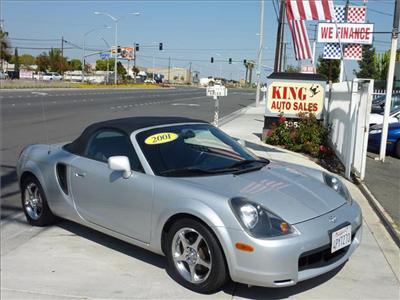Used Toyota MR2Spyder 2001 : $7495