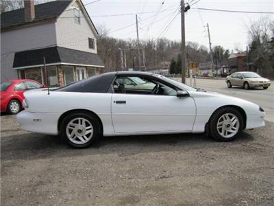 Used Chevrolet Camaro 1996 : $3410