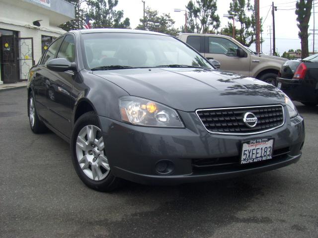 Used Nissan Altima 2006 : $9900