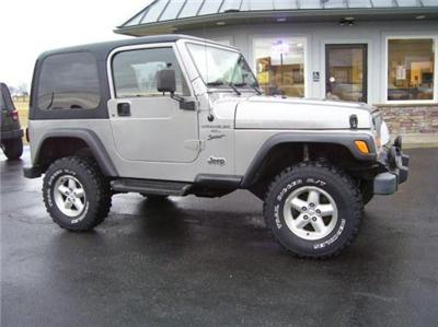 Used Jeep Wrangler 2000 : $11400