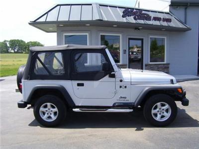 Used Jeep Wrangler 2004 : $14400