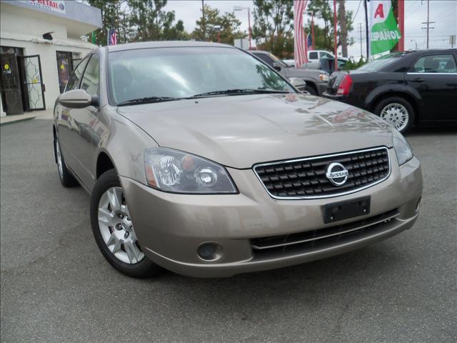 Used Nissan Altima 2006 : $10500