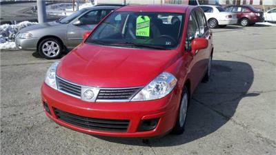 Used Nissan Versa 2009 : $11490