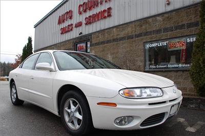 Used Oldsmobile Aurora 2001 : $7500