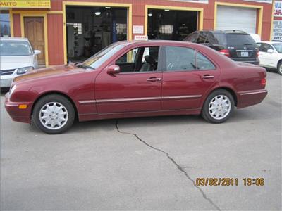Used Mercedes-Benz EClass 2001 : $0