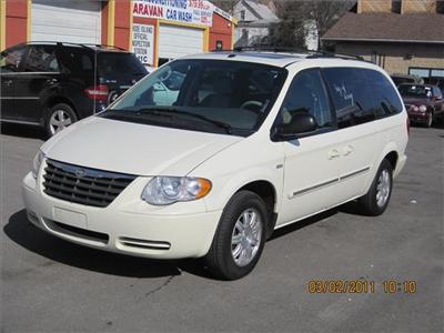 Used Chrysler TownandCountry 2007 : $0