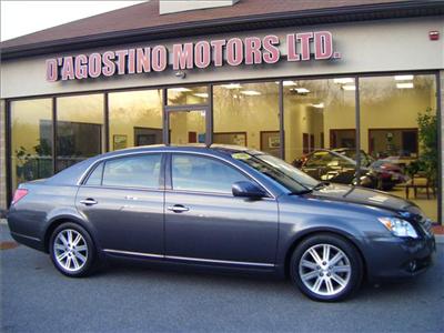 Used Toyota Avalon 2008 : $23995