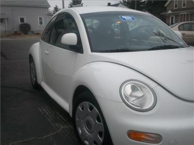Used Volkswagen NewBeetle 1998 : $4988
