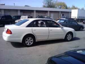 Used Toyota Avalon 2002 : $7350