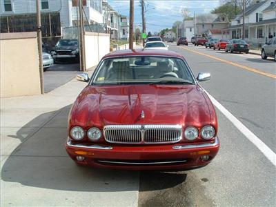 Used Jaguar XJ8 2001 : $9995