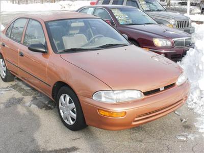 Used Geo Prizm 1997 : $3250