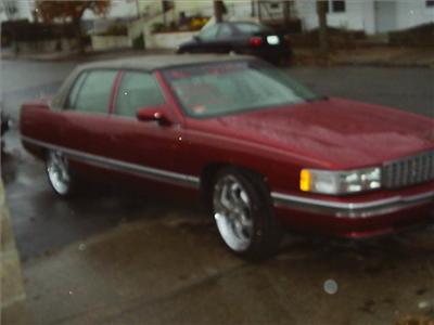 Used Cadillac Deville 1996 : $2395