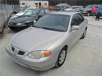 Used Hyundai Elantra 2000 : $3500