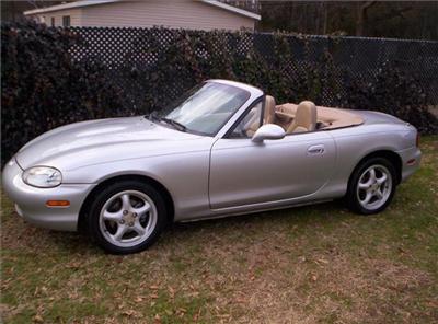 Used Mazda MX5Miata 1999 : $5800