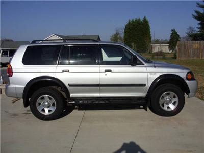 Used Mitsubishi MonteroSport 2002 : $6250