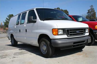 Used Ford Econoline 2005 : $8495