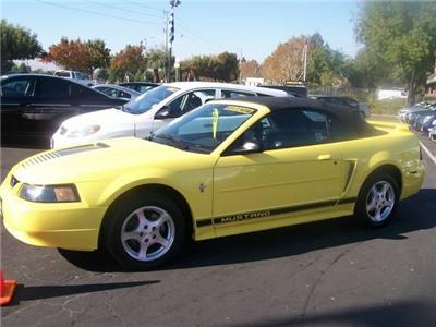 Used Ford Mustang 2002 : $6930
