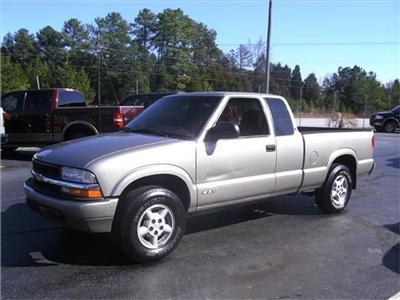 Used Chevrolet S10 2001 : $7977