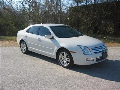 Used Ford Fusion 2009 : $14800