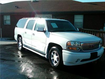 Used GMC YukonXL 2002 : $9990