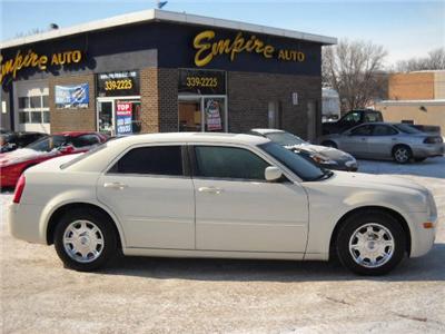 Used Chrysler 300 2005 : $15995