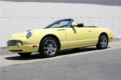 Used Ford Thunderbird 2002 : $23990