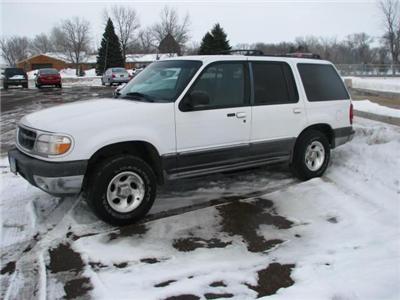 Used Ford Explorer 2000 : $1995