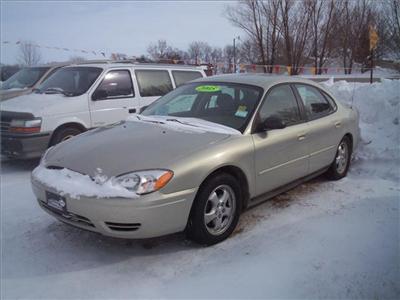 Used Ford Taurus 2005 : $6988