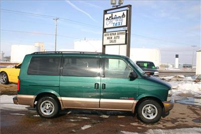 Used Chevrolet Astro 2001 : $3999