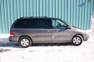 Used Ford Freestar 2005 : $3999