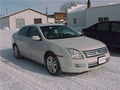 Used Ford Fusion 2008 : $12200