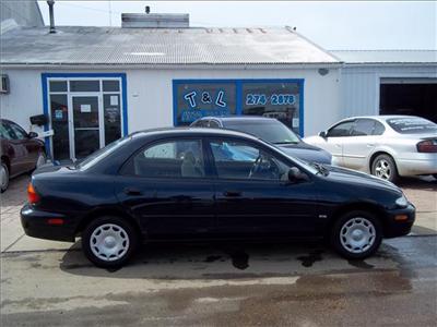 Used Mazda Protege 1996 : $2985