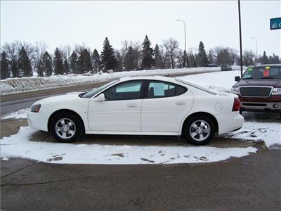 Used Pontiac GrandPrix 2008 : $15999