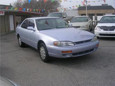 Used Toyota Camry 1996 : $3995