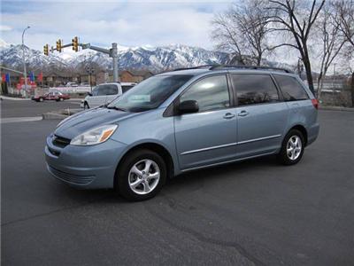 Used Toyota Sienna 2004 : $11900