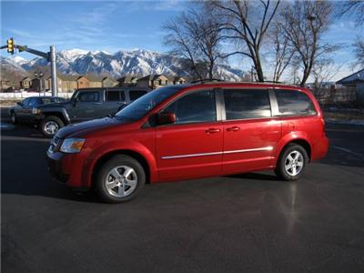 Used Dodge GrandCaravan 2009 : $16500