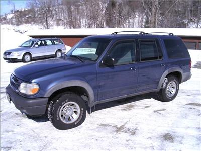 Used Ford Explorer 2000 : $6495