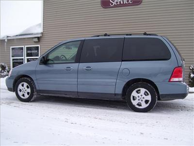 Used Ford Freestar 2005 : $6900