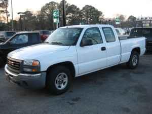 Used GMC Sierra 2004 : $9675