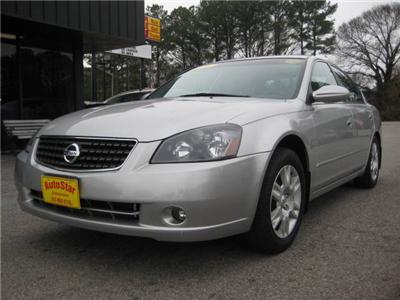 Used Nissan Altima 2005 : $9500