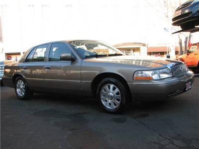 Used Mercury GrandMarquis 2003 : $9995