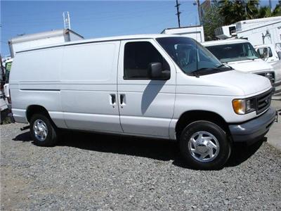 Used Ford Econoline 2003 : $5495