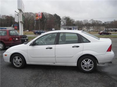 Used Ford Focus 2000 : $3495