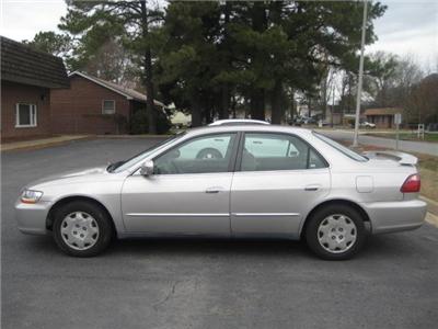 Used Honda Accord 1999 : $3995