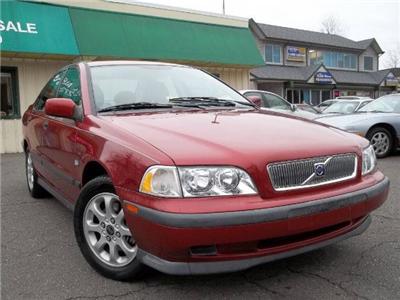 Used Volvo S40 2000 : $4981