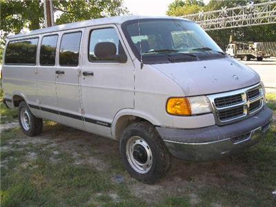 Used Dodge RamWagon 2001 : $7800