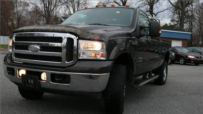 Used Ford F350 2005 : $12995
